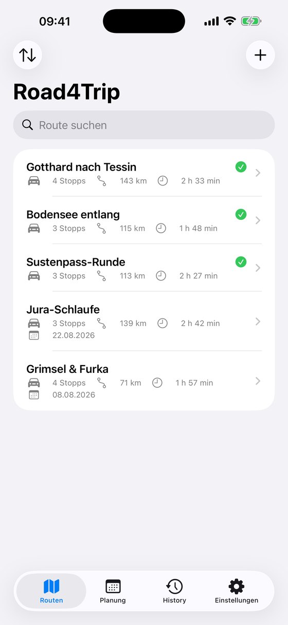 Übersicht mit gespeicherten Routen wie Gotthard nach Tessin und Sustenpass-Runde
